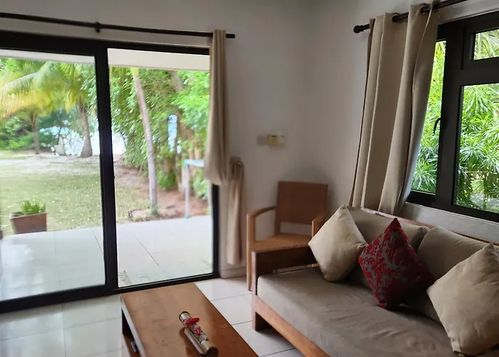 Surf Tropical Villa Takamaka